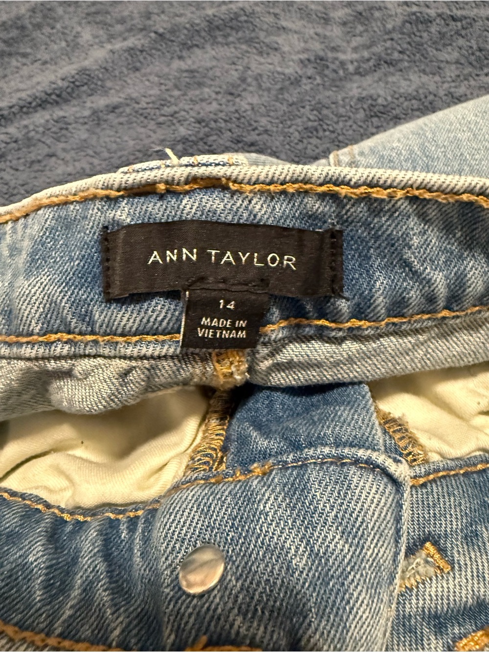 Ann Taylor Light Blue Wide-Leg Cuffed Jeans - Picture 3 of 7